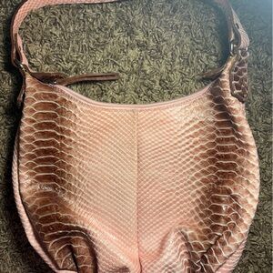Elegant Pink Crocodile-Embossed Women's Bag